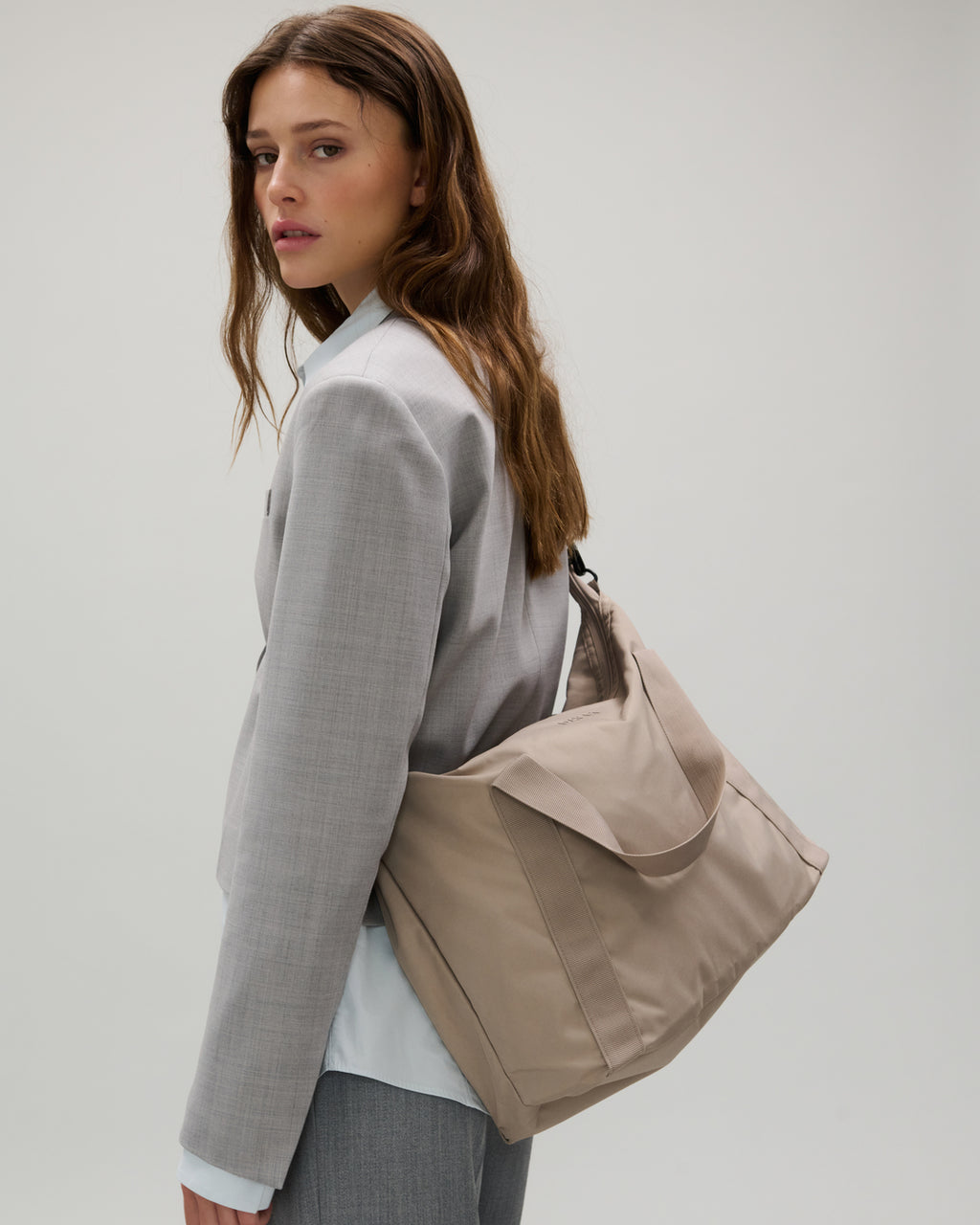 Large Tonal Crossbody Shopper Taske
