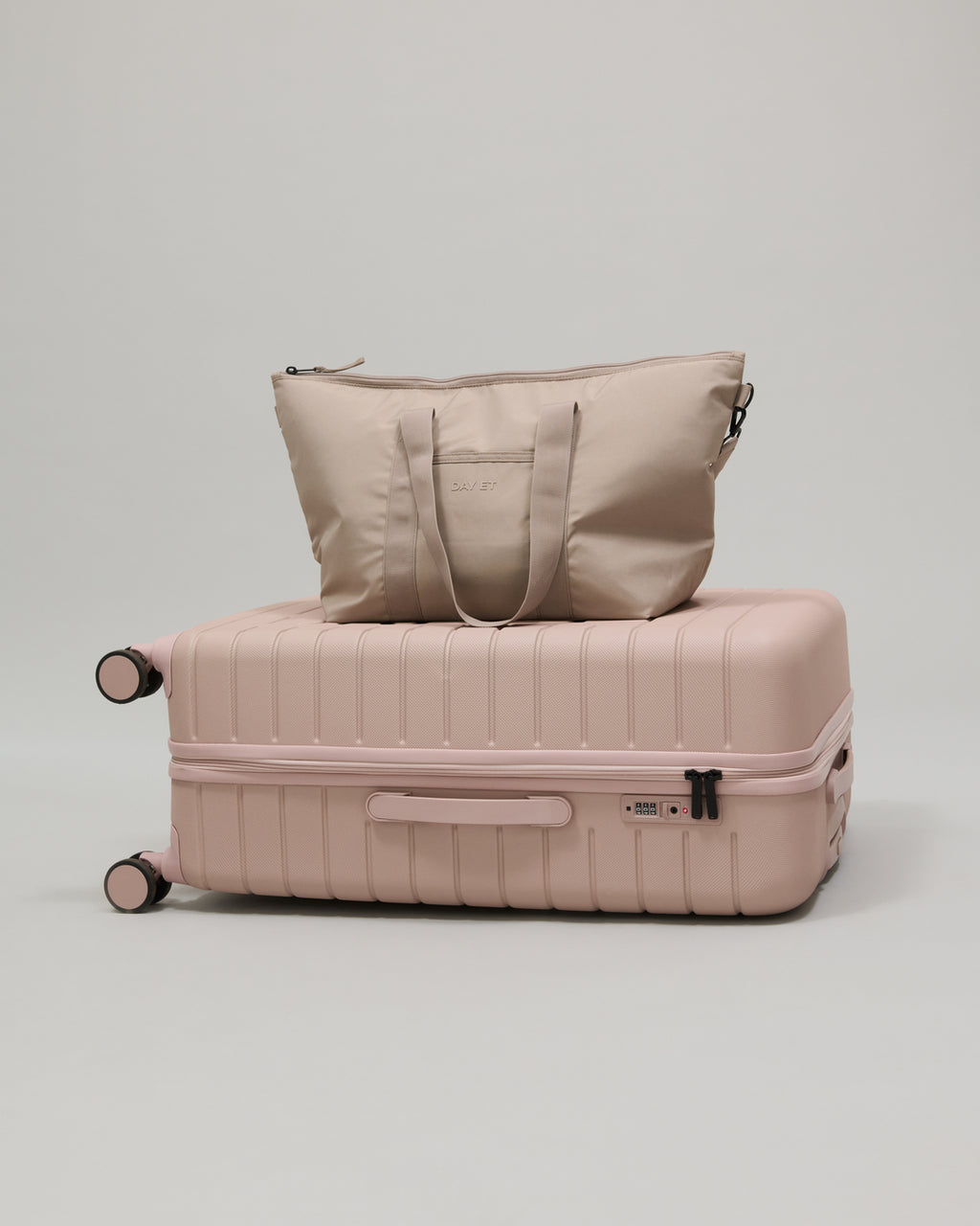 Large Tonal Carry On Reiseveske