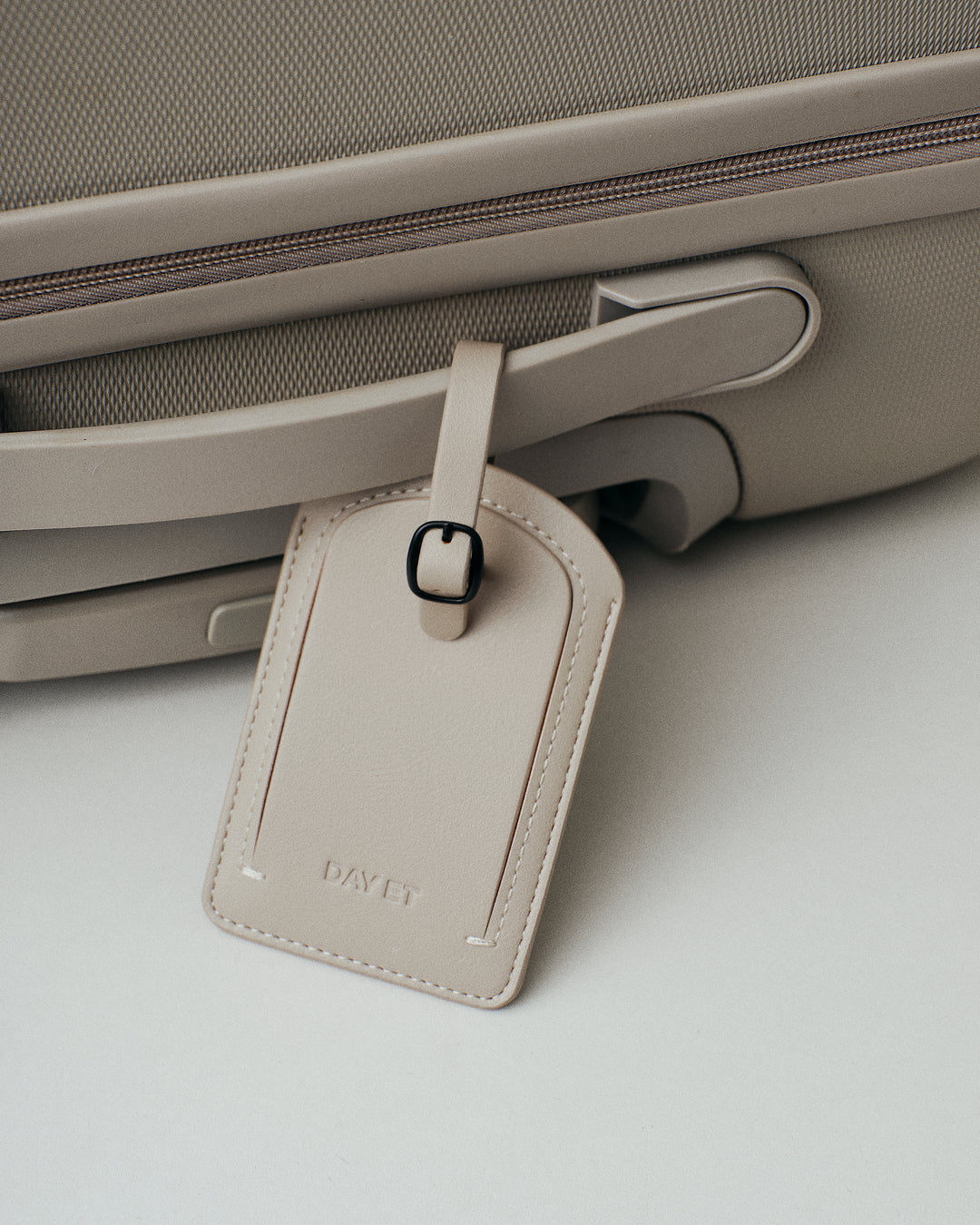Day Luggage Tag