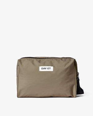 Day Gweneth RE-S Washbag L