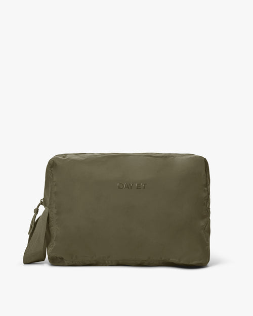 Day RE-Tonal No Rain Washbag M