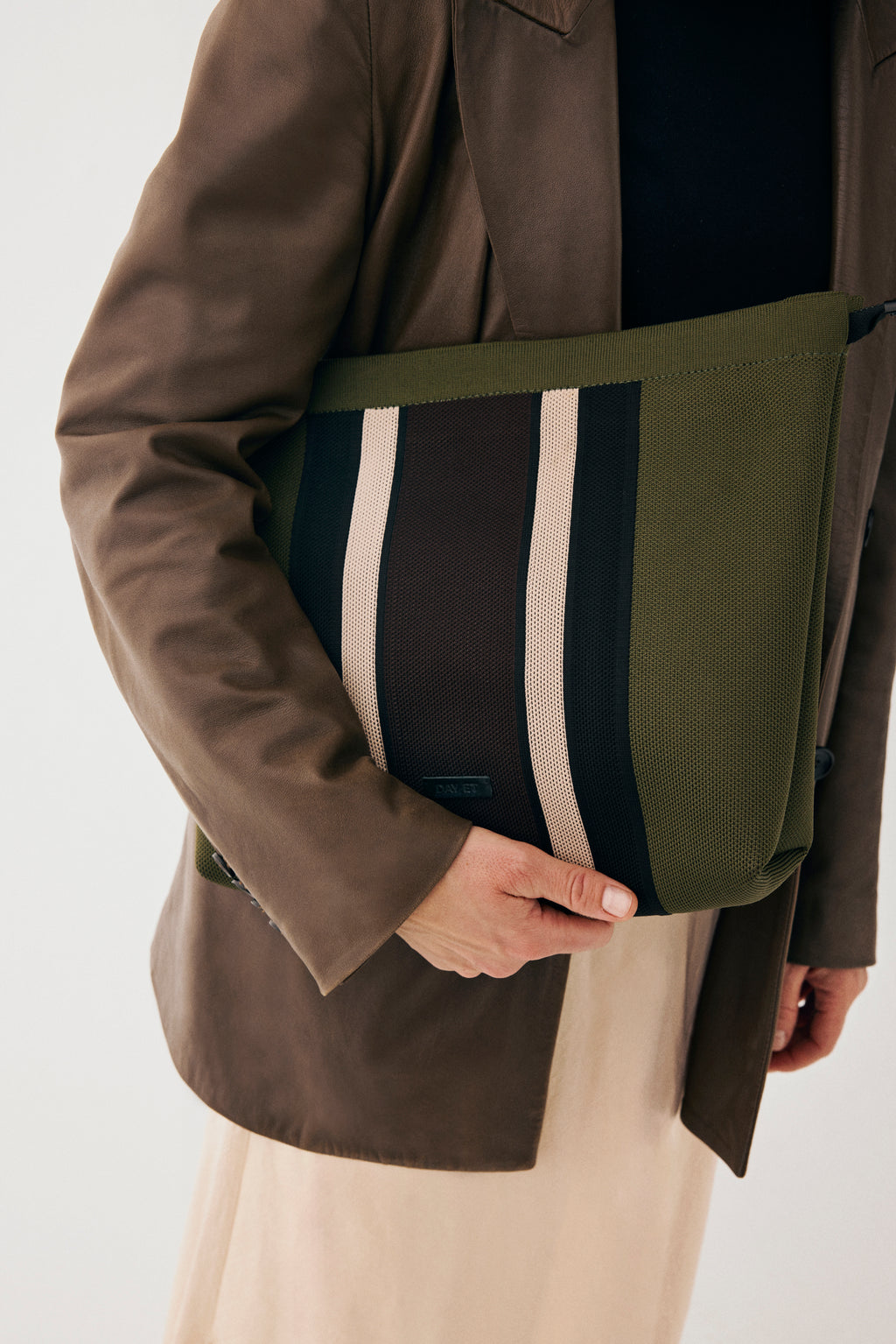 Day Lovely Knit Pouchy L