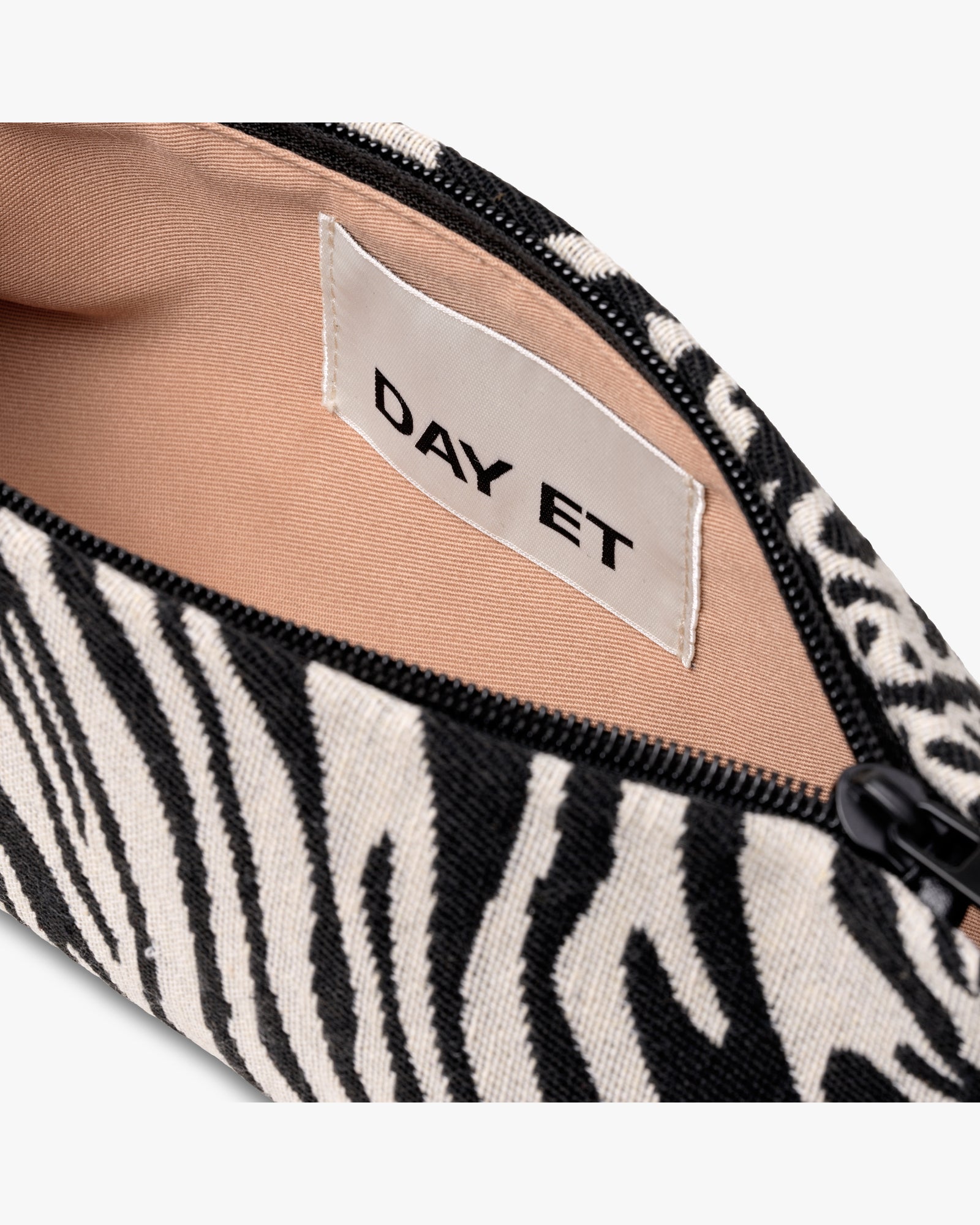 Day Snow Leo Pencil