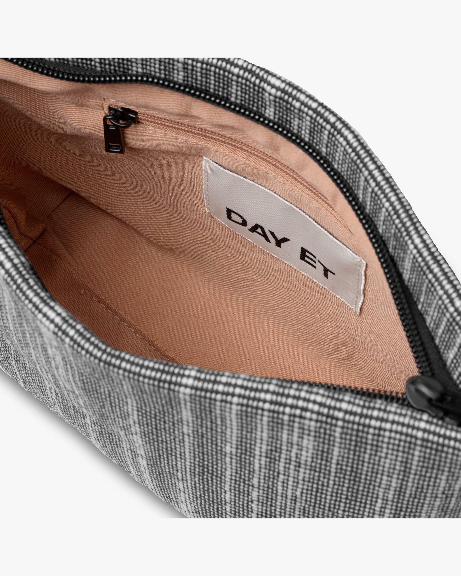 Day Raas Structure Pouch