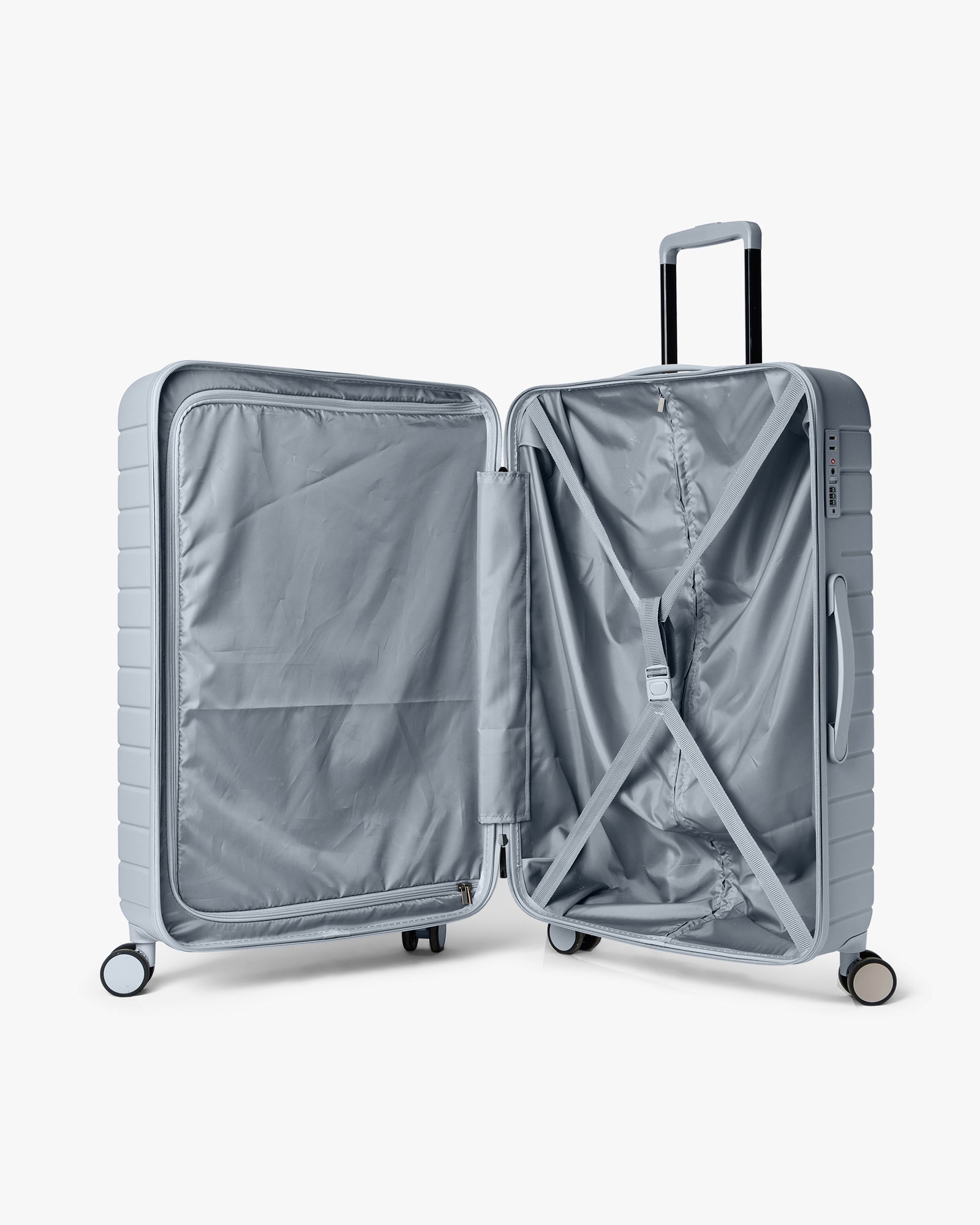 Large 28" Tonal Logo Check-In Koffert
